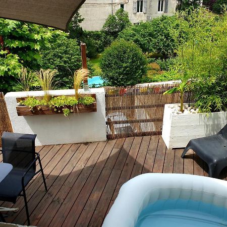 Duplex avec spa et terrasse en plein centre du village Saint-Jean-du-Gard Extérieur photo