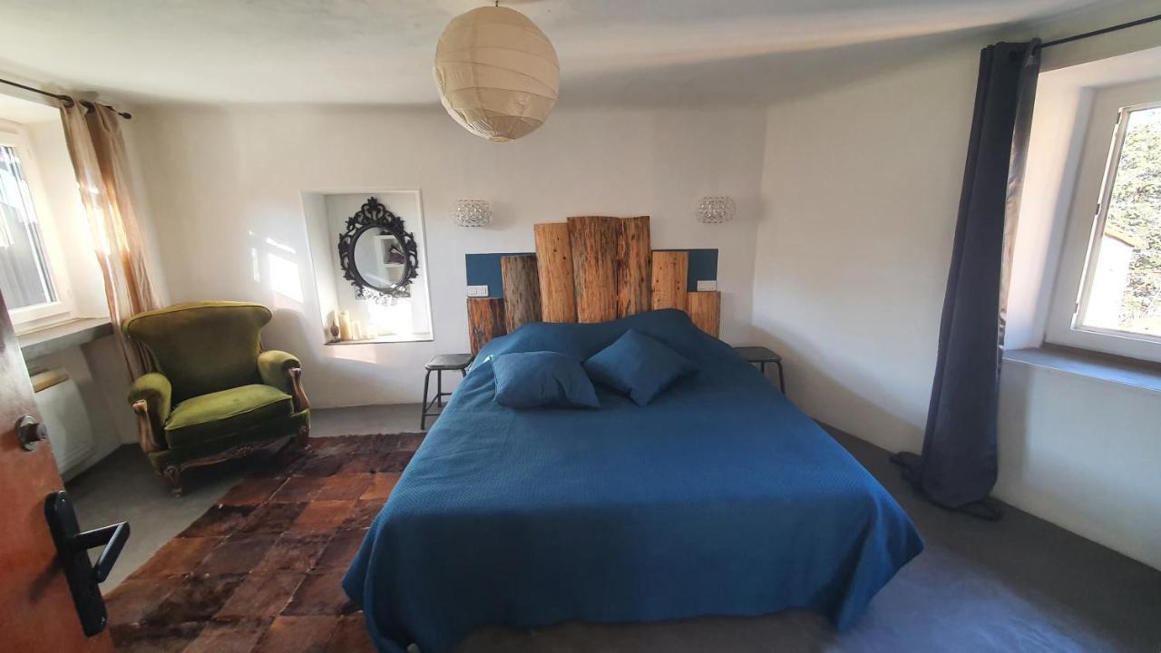 Duplex avec spa et terrasse en plein centre du village Saint-Jean-du-Gard Extérieur photo